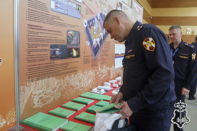 Руководитель вневедомственной охраны по городу Севастополю принял участие в расширенном заседании Главного управления вневедомственной охраны Росгвардии во Владивостоке