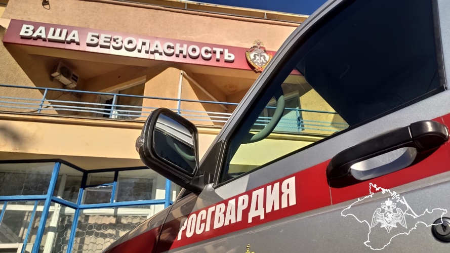 Росгвардейцы задержали женщину, не оплатившую счет в ресторане Севастополя