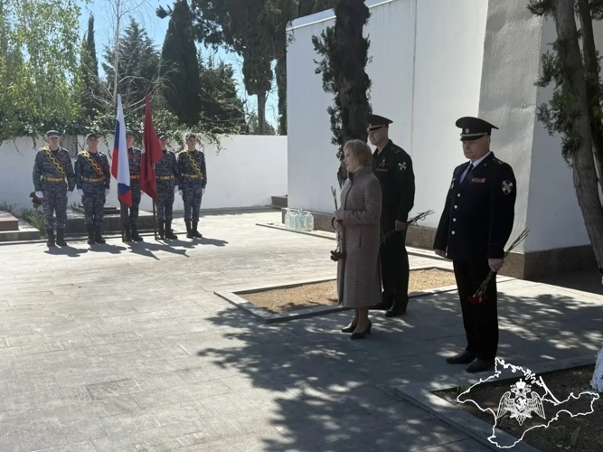 Севастопольские росгвардейцы почтили память комбата Победы