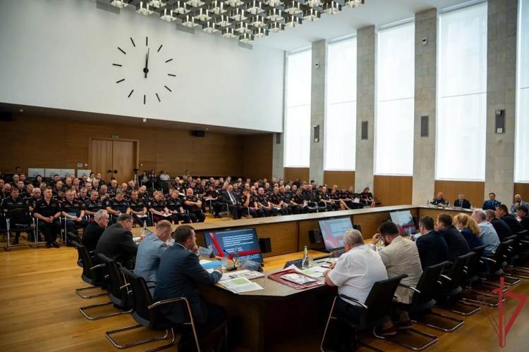 Руководитель управления вневедомственной охраны Росгвардии по городу Севастополю принял участие во Всероссийском совещании-семинаре в Нижнем Новгороде