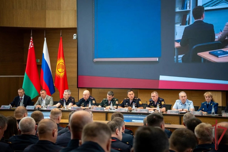 Руководитель управления вневедомственной охраны Росгвардии по городу Севастополю принял участие во Всероссийском совещании-семинаре в Нижнем Новгороде